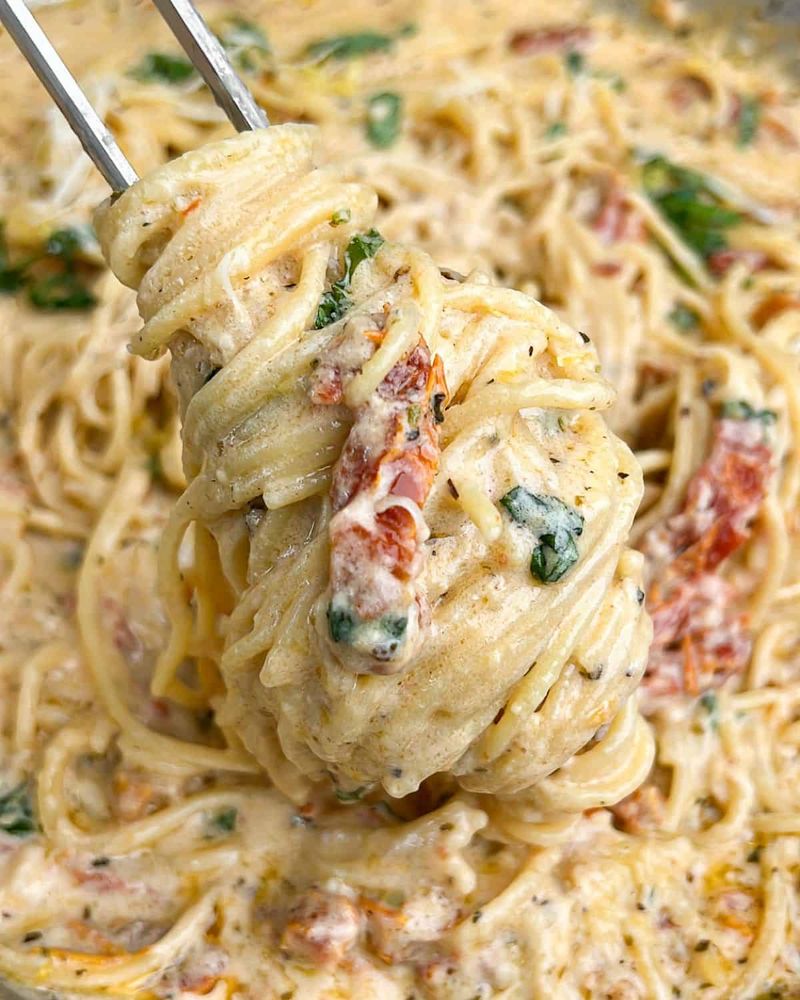 Creamy Tuscan Garlic Pasta
