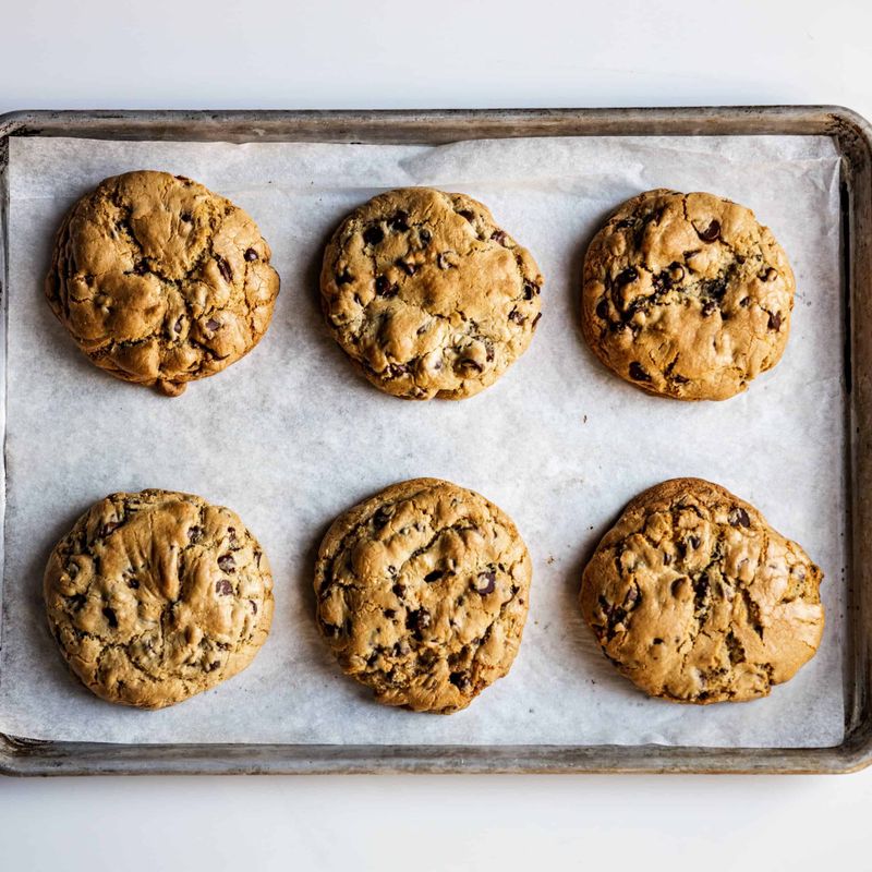 Freshly Baked Cookies Straight Off the Pan