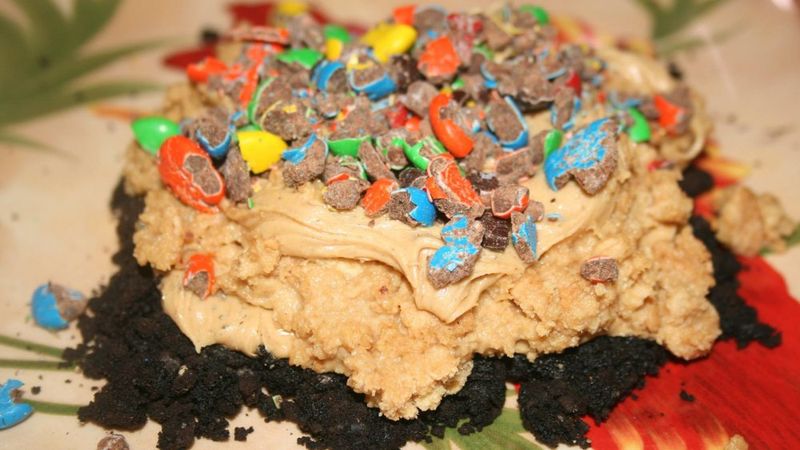 Correctional Cake: Oreos, Peanut Butter, and M&Ms