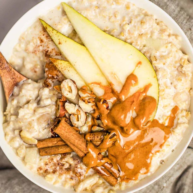 Cinnamon Spiced Oat and Pear Porridge