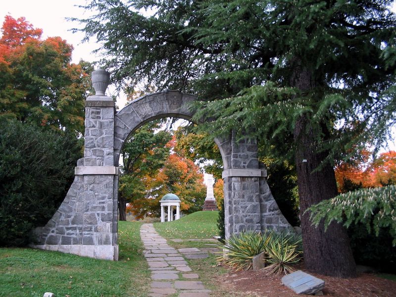 Old City Cemetery Museums and Arboretum, Lynchburg