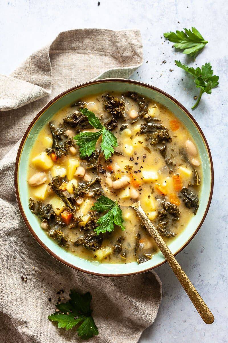 White Bean and Kale Soup