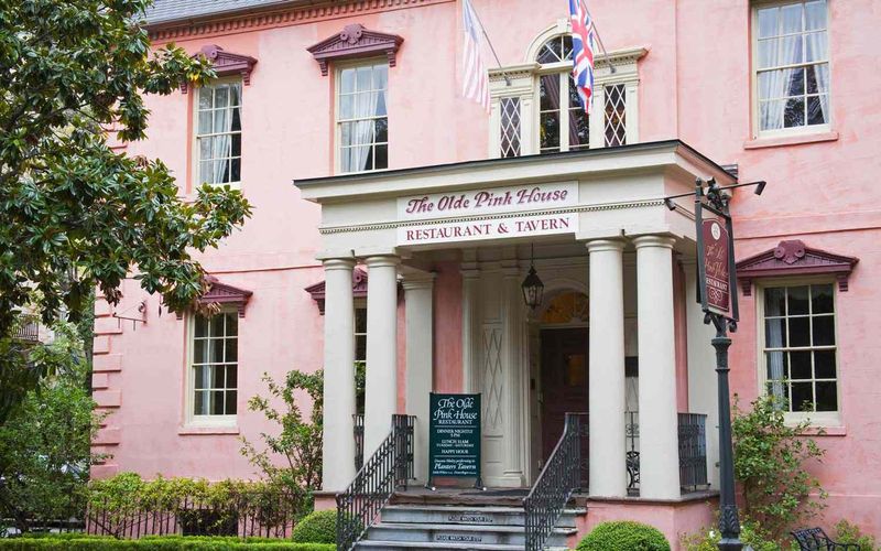 The Olde Pink House Restaurant & Tavern