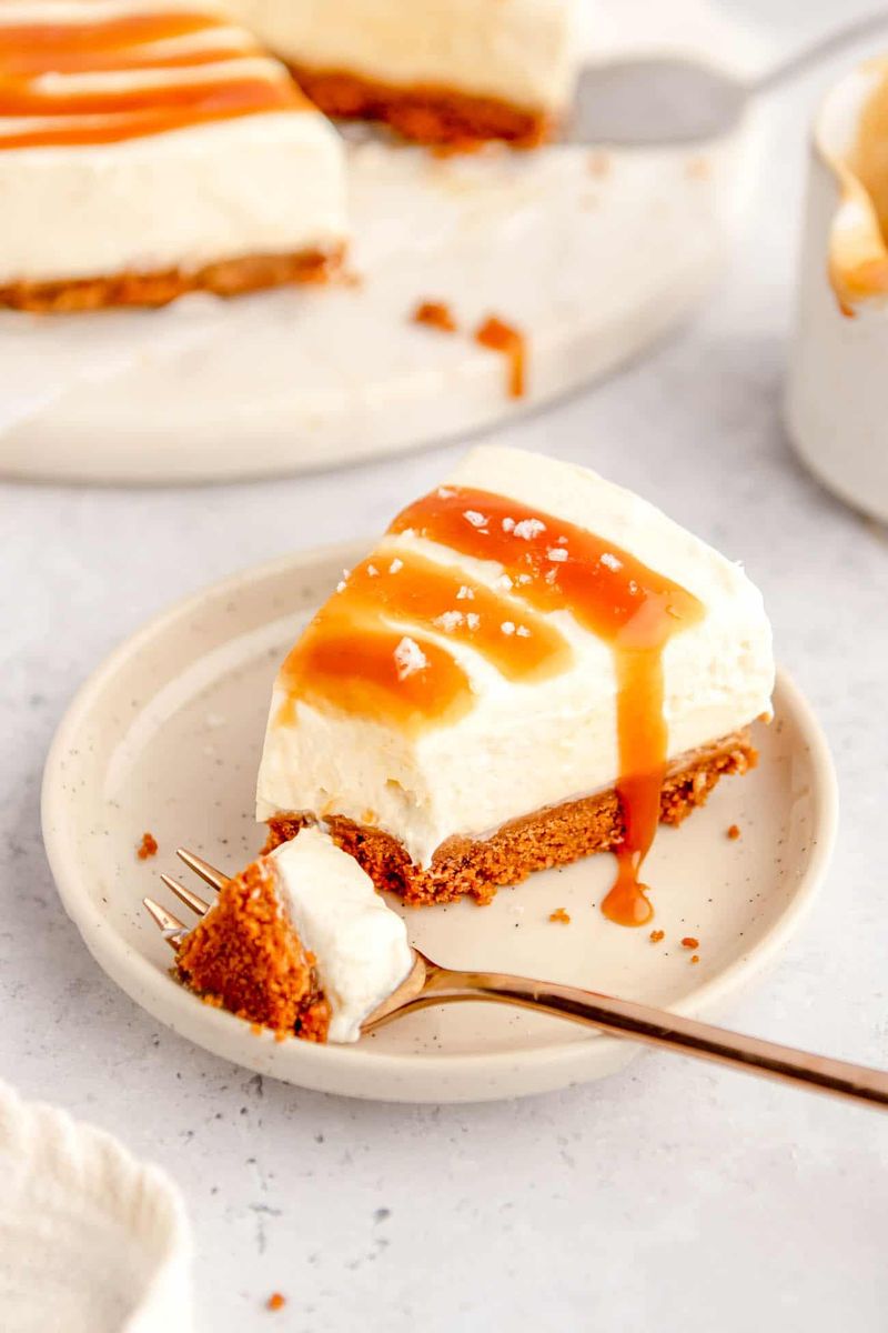 No-Bake Caramel Cake