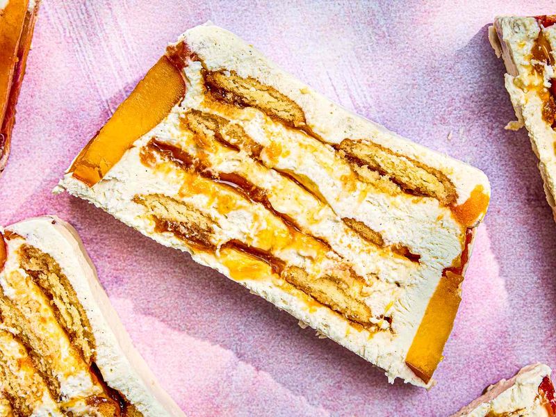 No-Bake Vanilla Wafer Cake
