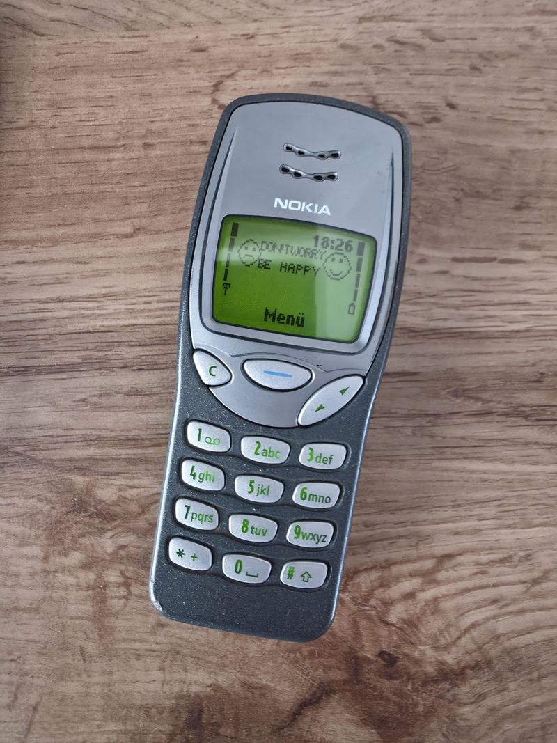 Nokia 3210