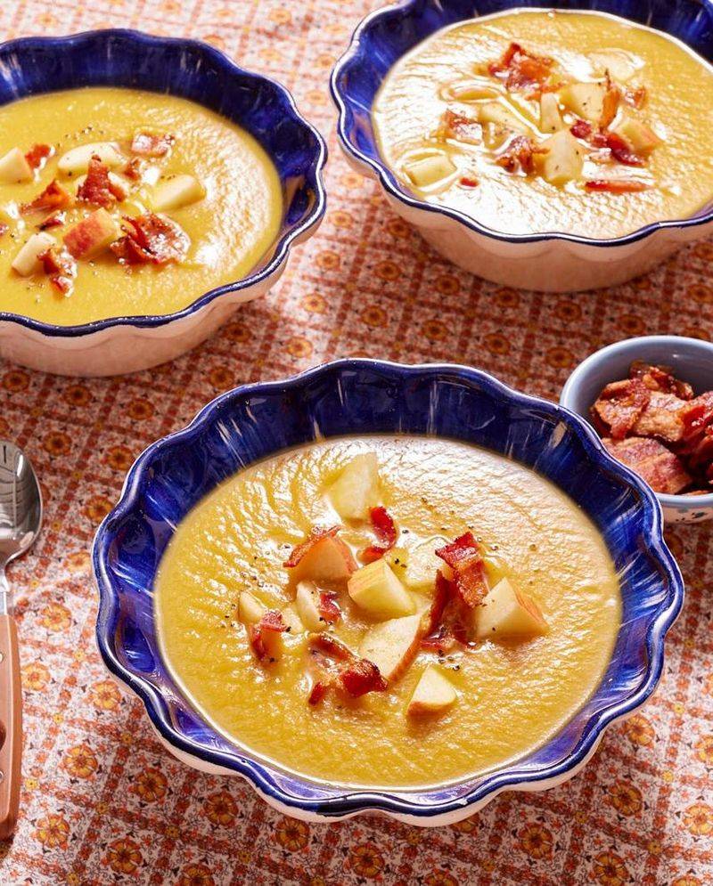 Butternut Squash Soup With Crusty Bread