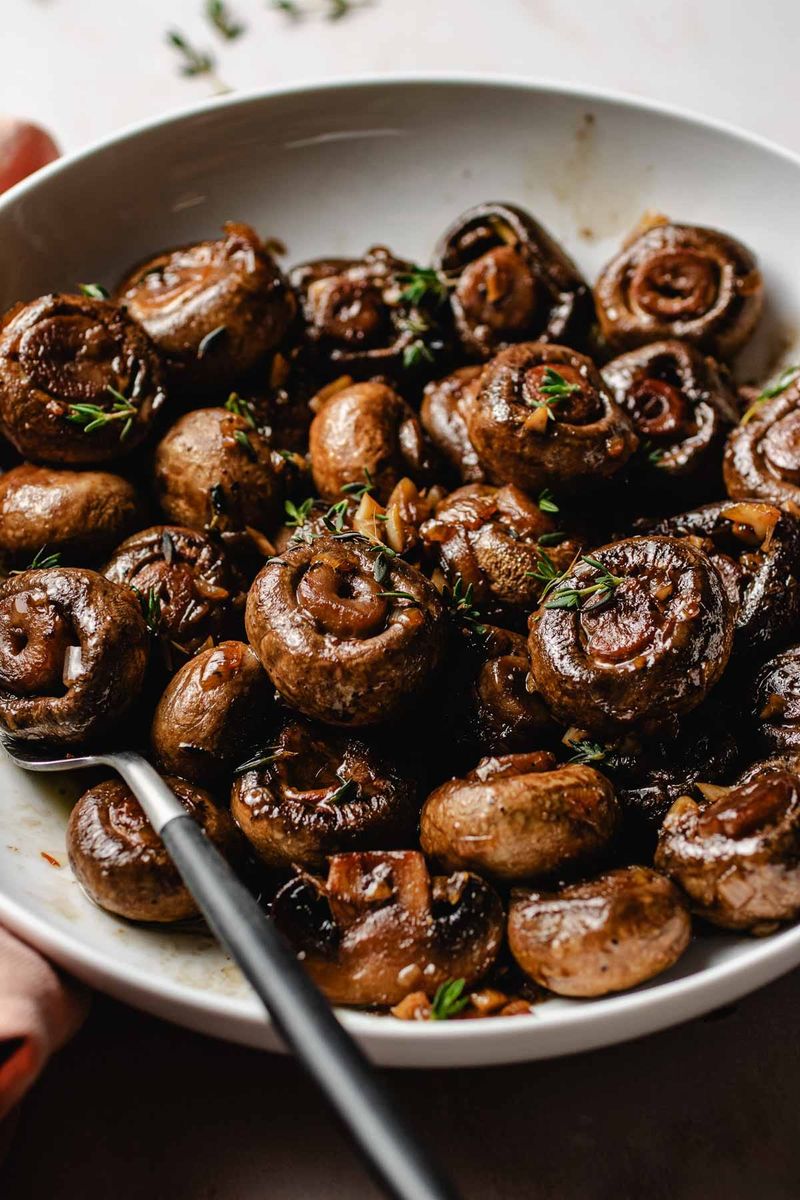 Roasted Garlic Mushrooms