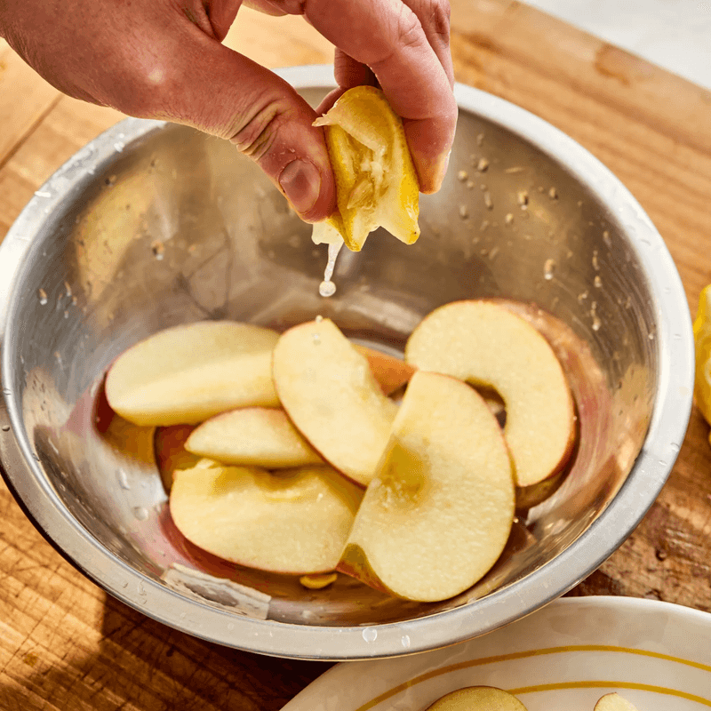 Lemon Juice Keeps Cut Fruit From Browning