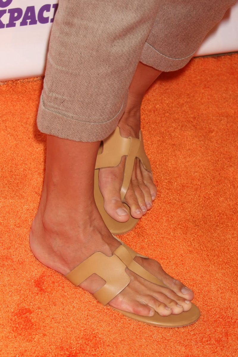 Uma Thurman - Size 11