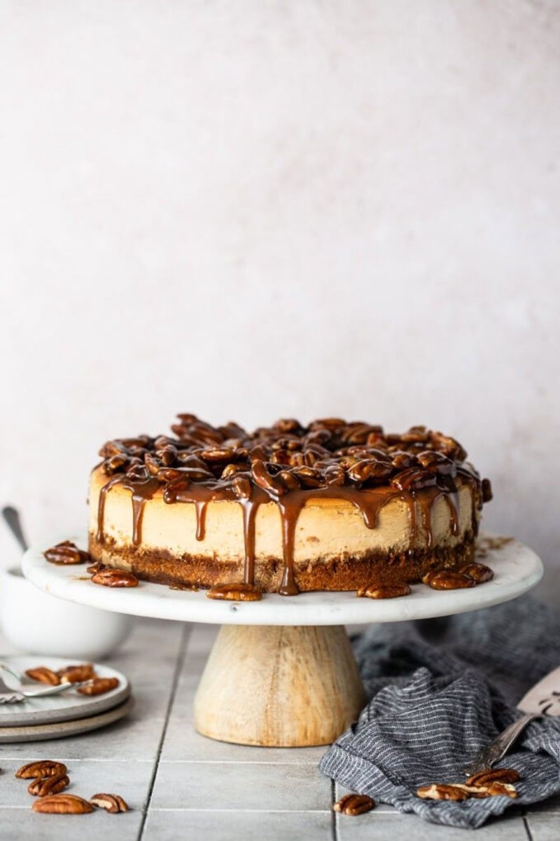 Caramel Pecan Turtle Cheesecake