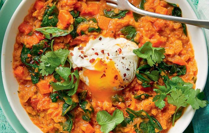 Lentil and Egg Breakfast Bowl with Roasted Red Peppers
