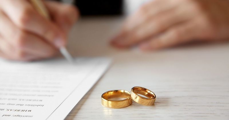 Marriage Is Increasingly Seen as a Contract, Not a Covenant
