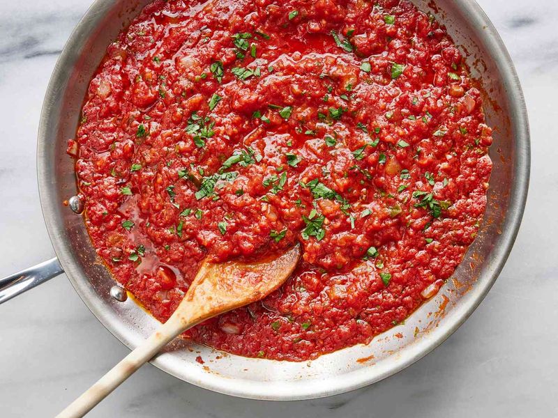 Simple Tomato Pasta Sauce