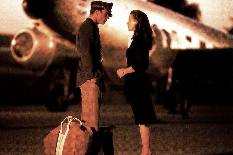 Josh Hartnett and Kate Beckinsale in Pearl Harbor (2001)