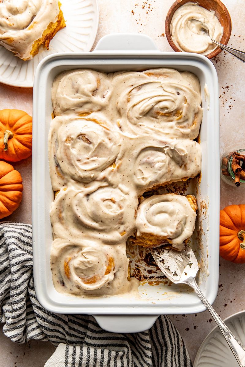 Pumpkin Cinnamon Rolls