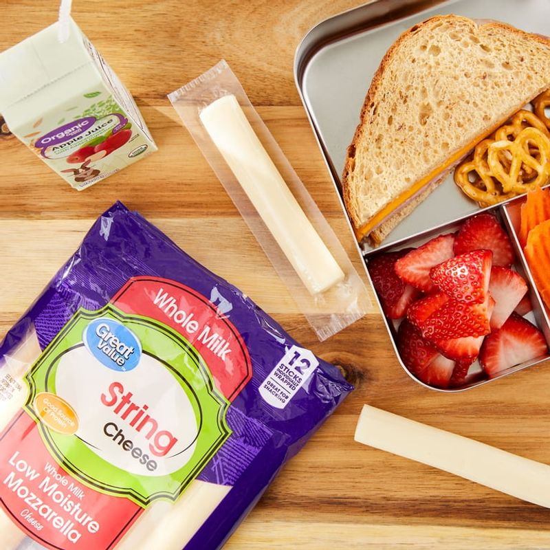 String Cheese and Whole Grain Crackers