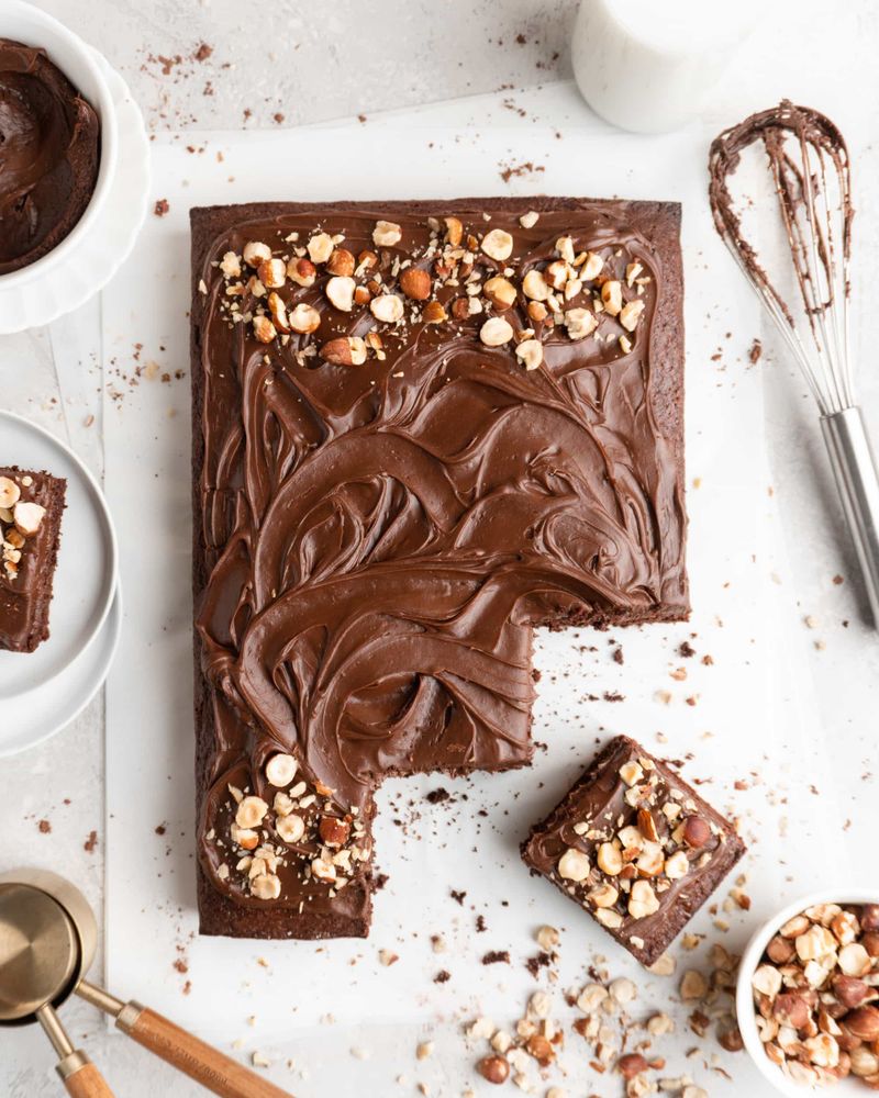 Nutella and Hazelnut Praline Cake