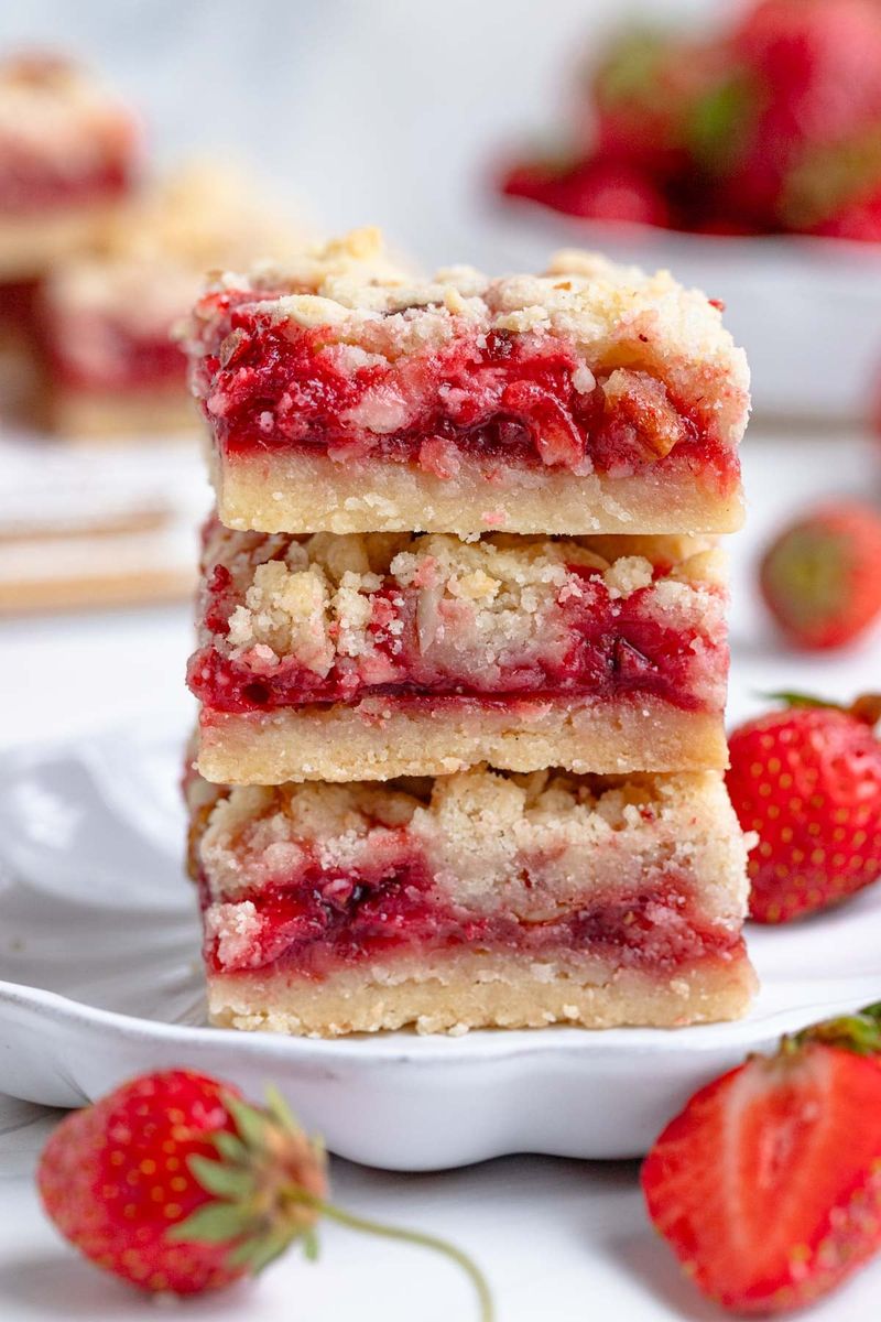 Strawberry Shortcake Bars