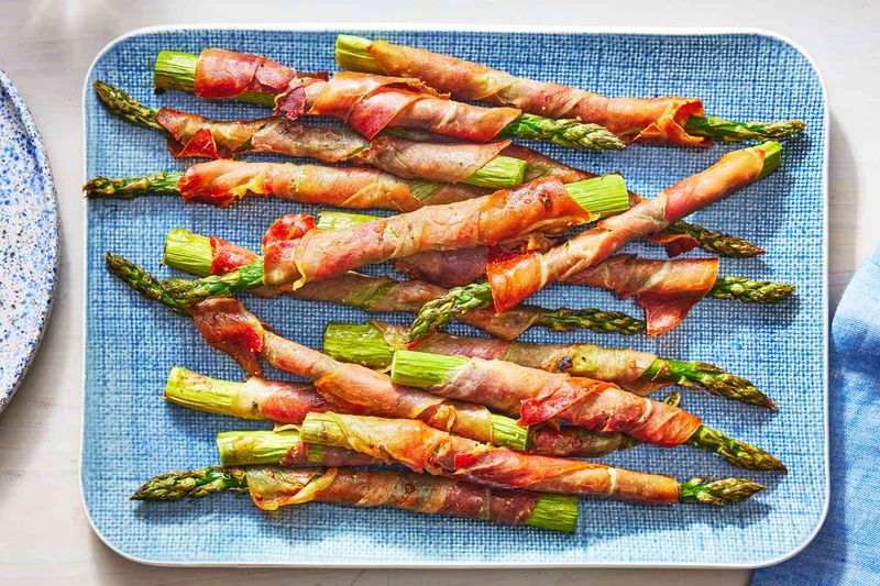 Asparagus Wrapped in Ham