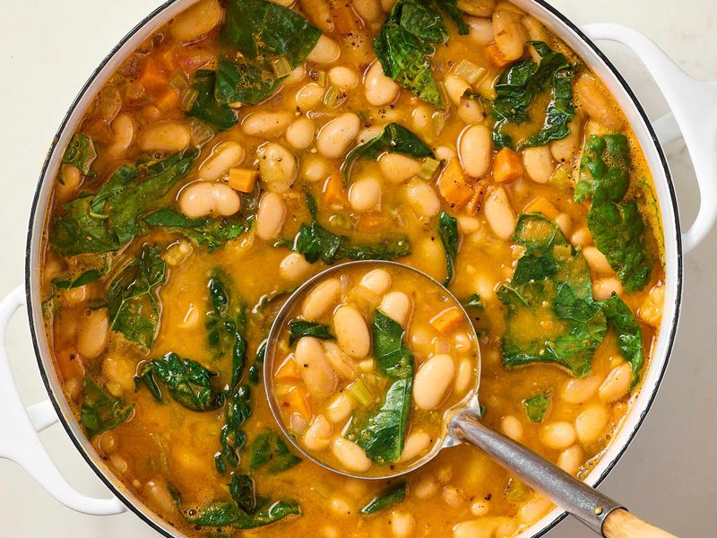 Creamy Tuscan White Bean Soup