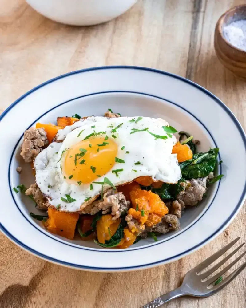 Butternut Squash and Spinach Breakfast Bowl