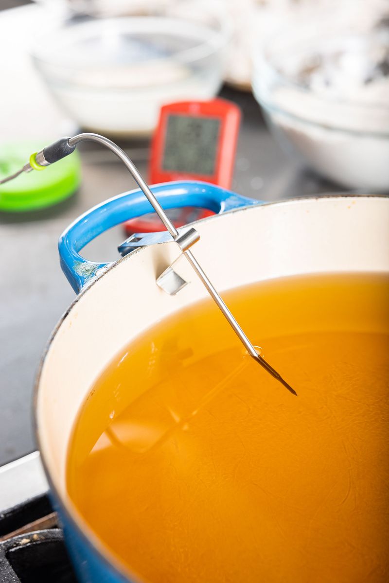 Keep Oil at the Right Temperature