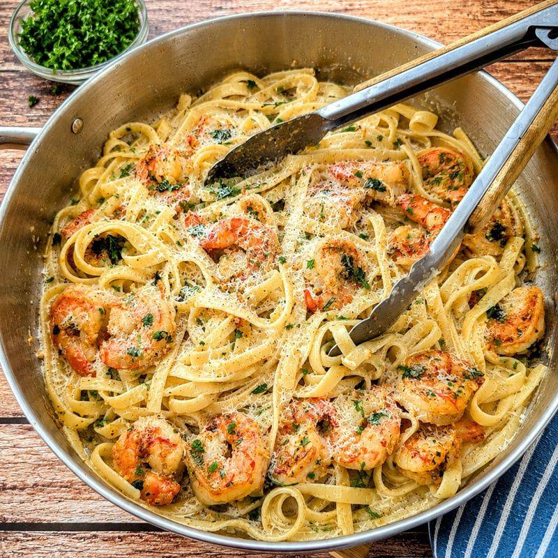 Garlic Butter Shrimp Pasta