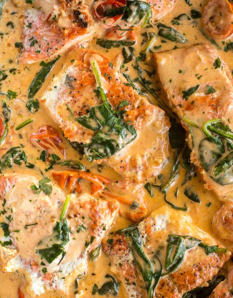 Salmon with Creamed Spinach
