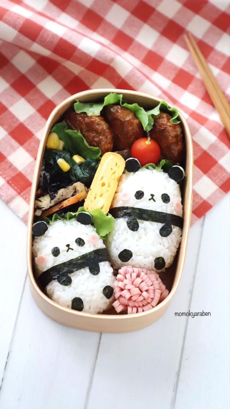 Use Themed Bento Boxes for Lunch
