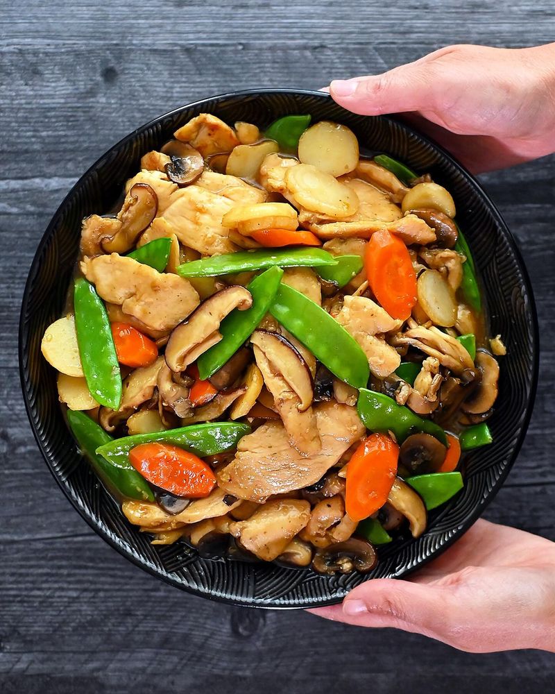 Moo Goo Gai Pan: A Veggie-Packed Winner