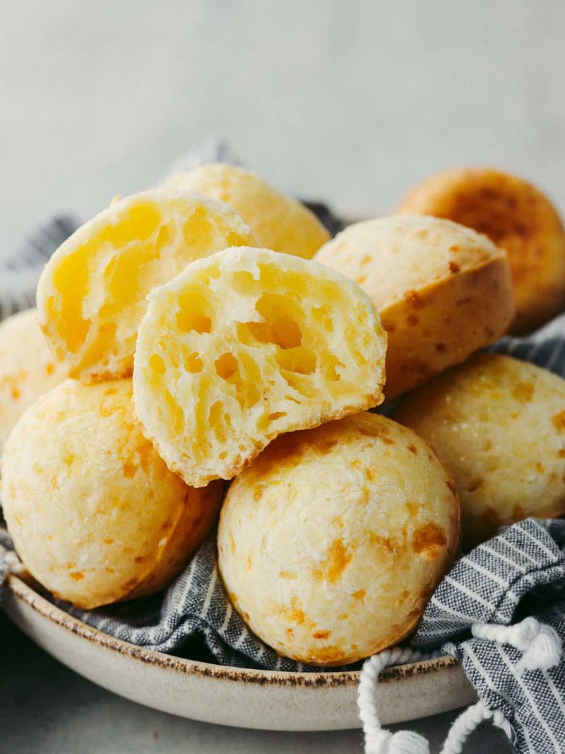 Pao de Queijo - Brazilian Tapioca Cheese Bread