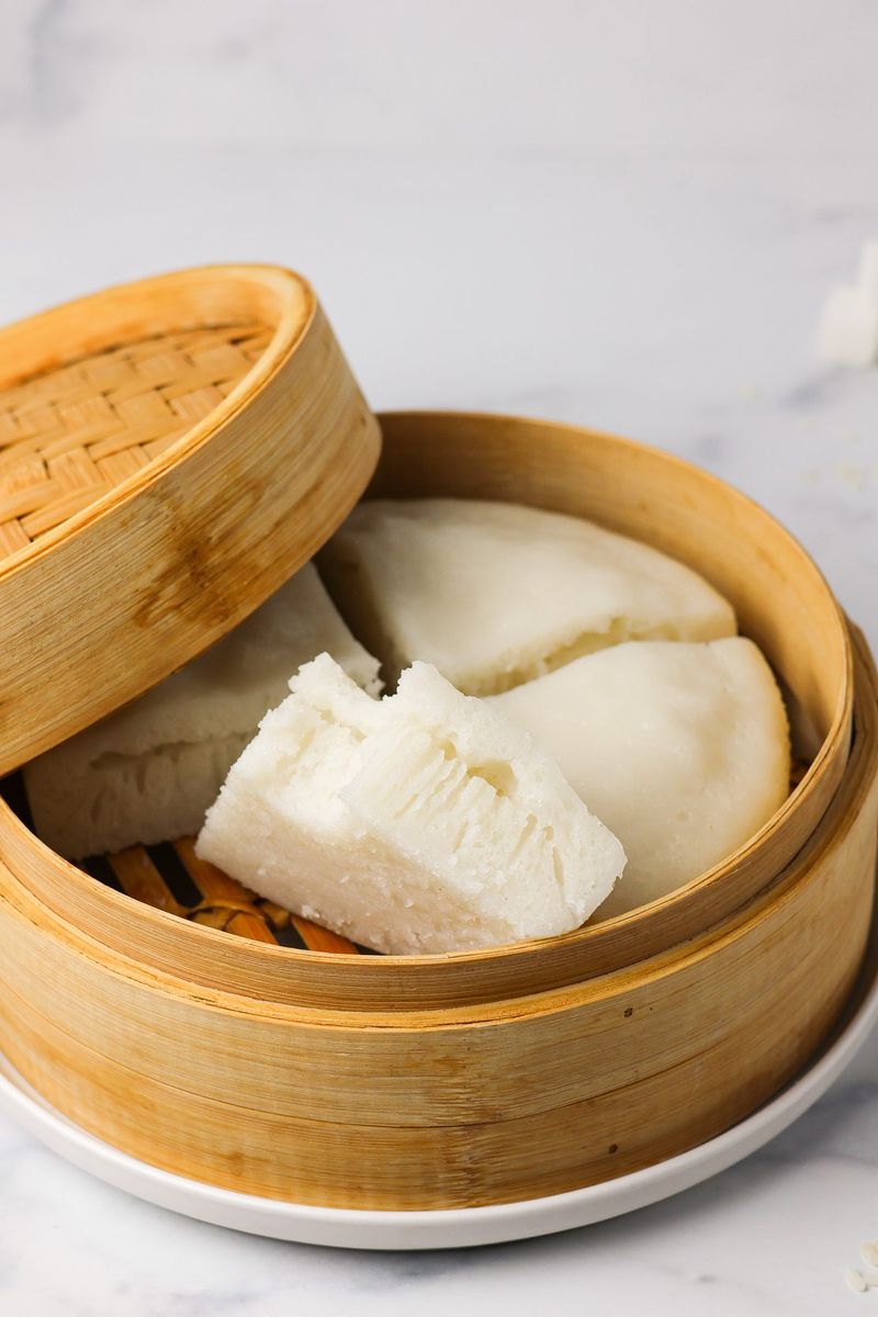 Steamed Milk Cake (Bai Tang Gao)