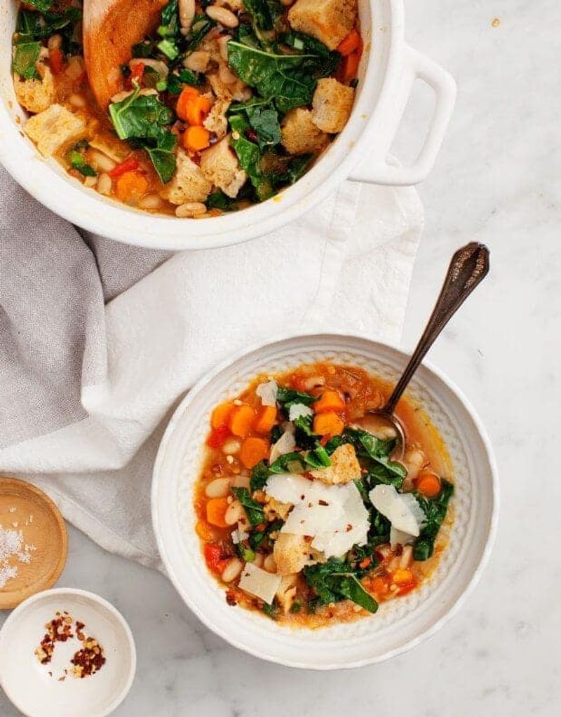Tuscan White Bean and Kale Soup