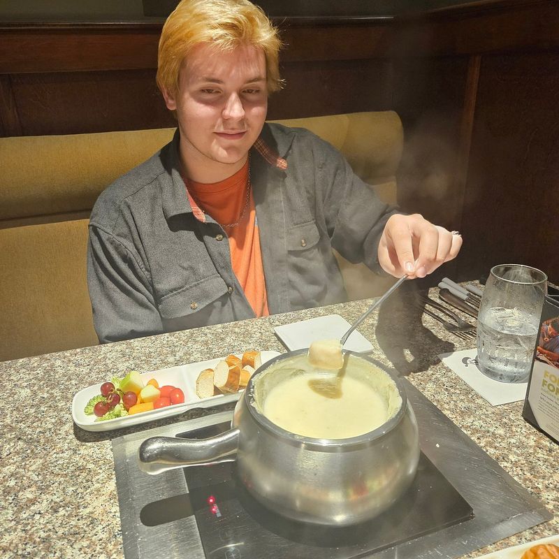 The Fondue Pot for Two Ordered Solo