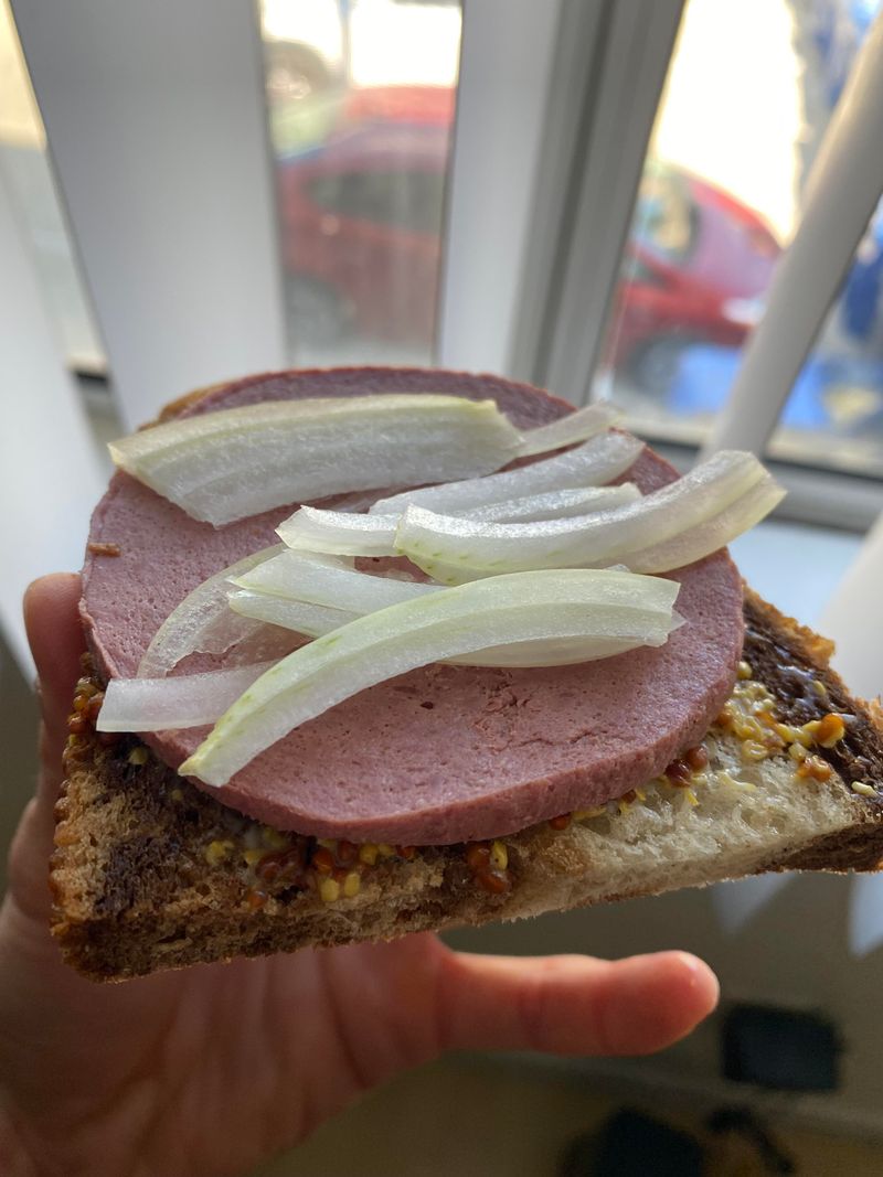 The Liverwurst Sandwich