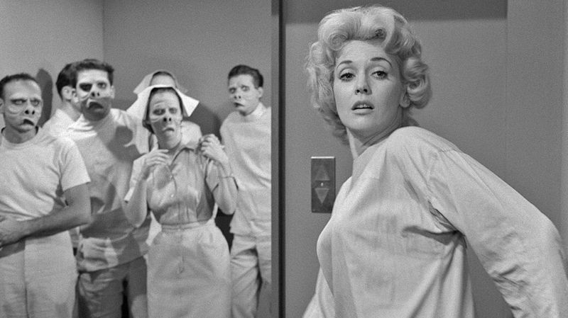 Eye of the Beholder (Season 2, Episode 6)