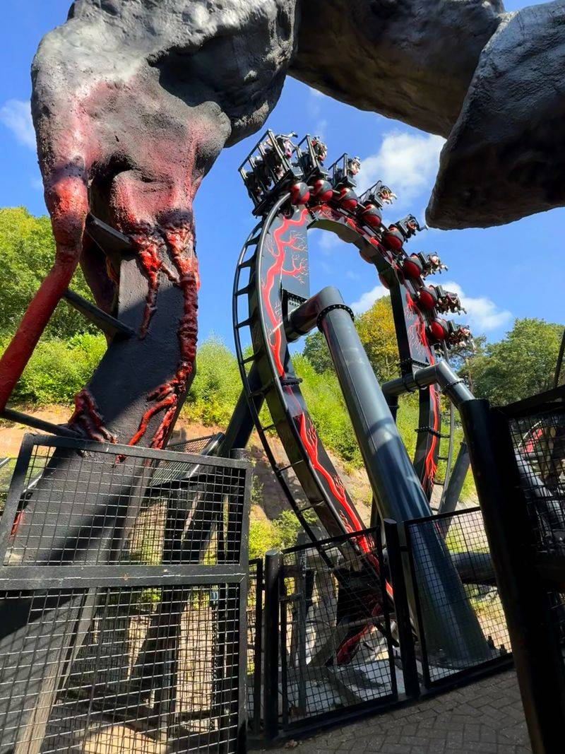 An Alien Creature Backstory Explains the Entire Ride