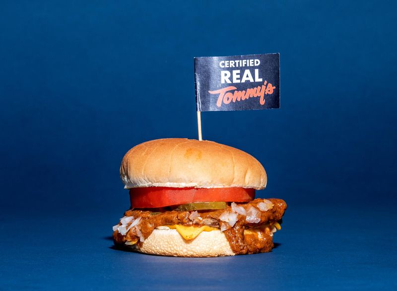 The Original Tommy's Chili Cheeseburger (Los Angeles, California)