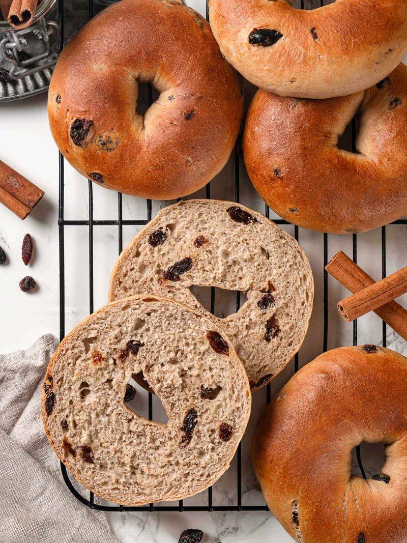 Cinnamon Raisin Bagels