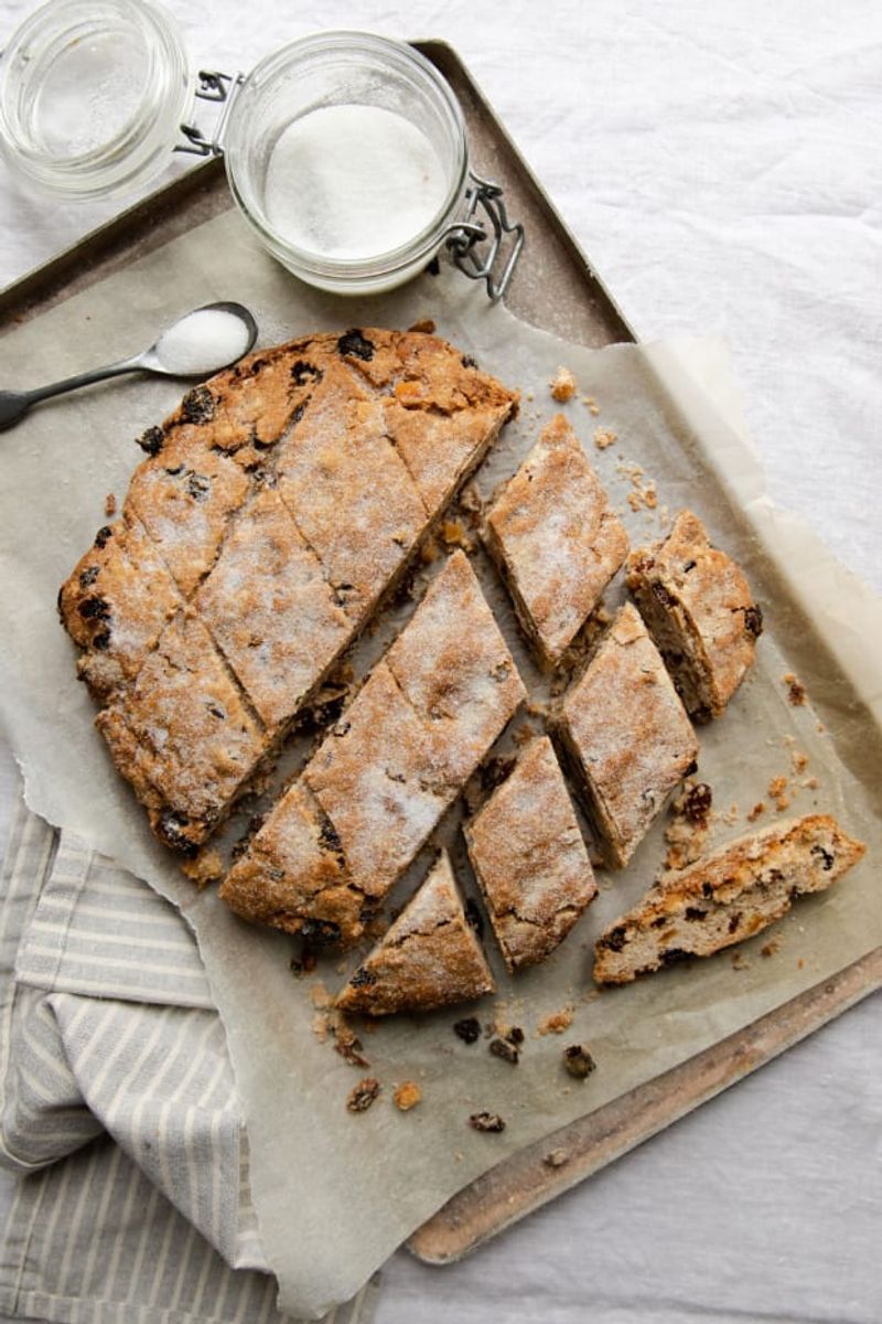 Cornish Hevva Cake