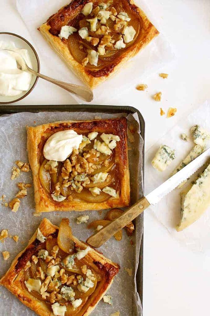 Pear and Gorgonzola Tart