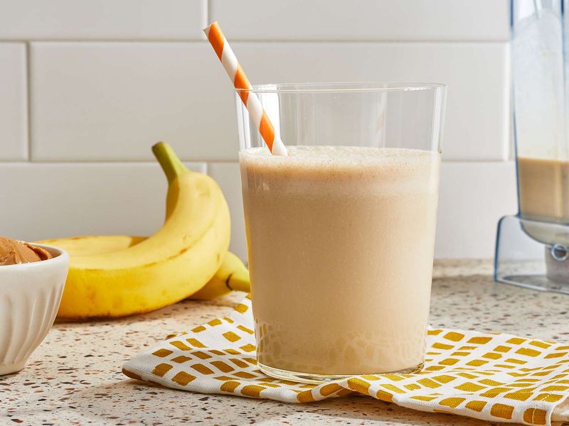 Banana and Peanut Butter Smoothie