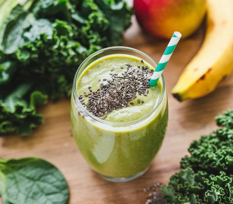 Smoothie with Kale, Banana, and Chia Seeds