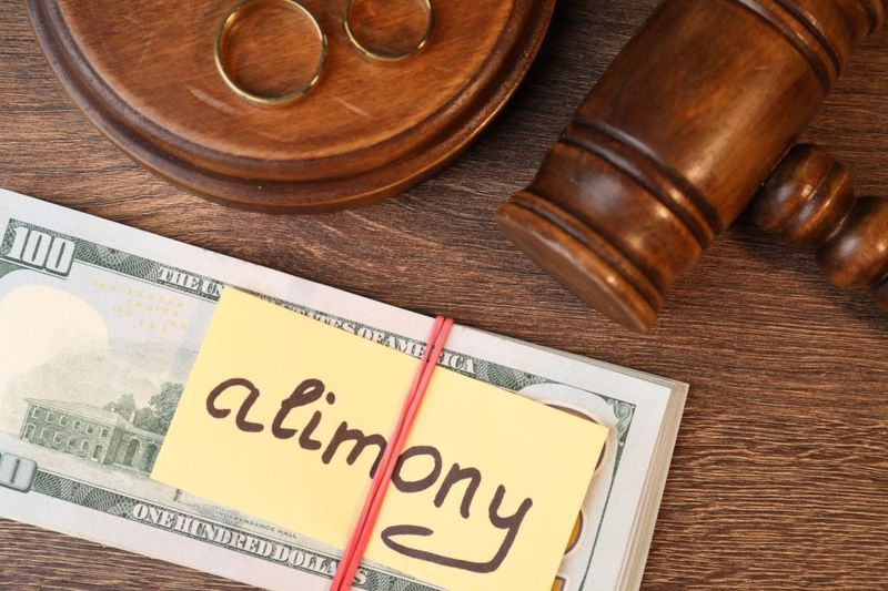 Alimony Is Not Available to You After a Breakup