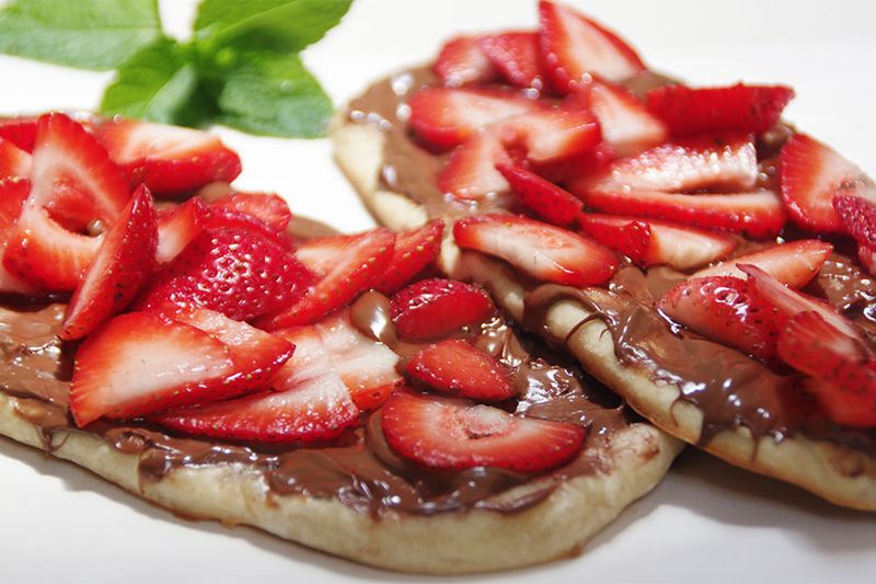 Nutella and Strawberry Slice
