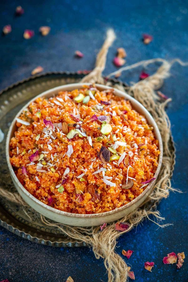 Carrots Turned Into Dessert in India