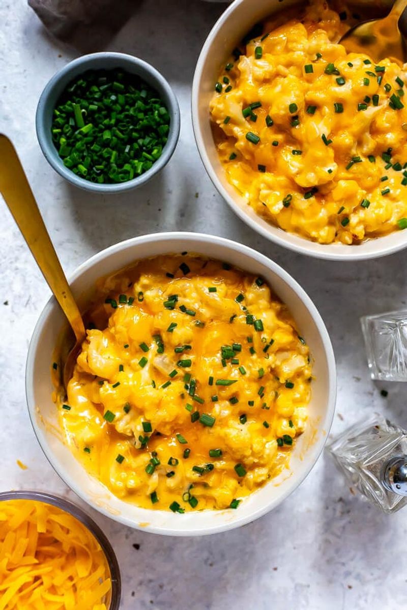Cheesy Cauliflower Mac
