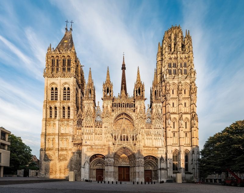 Rouen: Gothic Towers and Medieval Lanes