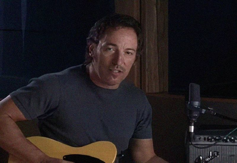Bruce Springsteen Offers Advice in High Fidelity